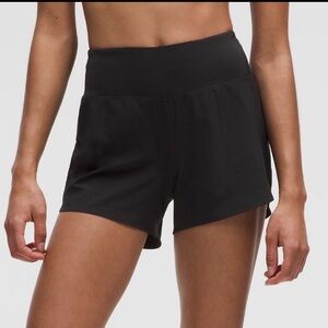 Lululemon Black Speed Up Lightweight High-Rise Lined Short 4" Women's Size 14T